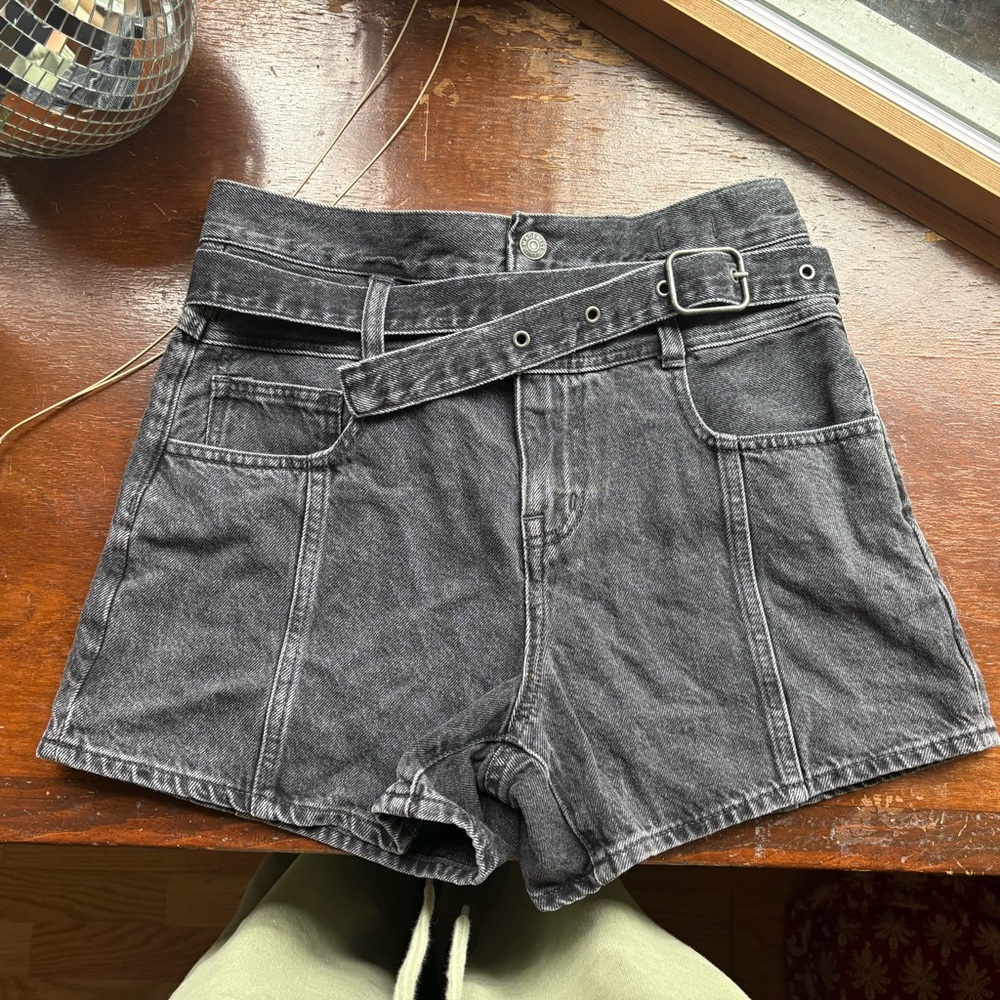 Madewell The 90’s Jean Short size 27